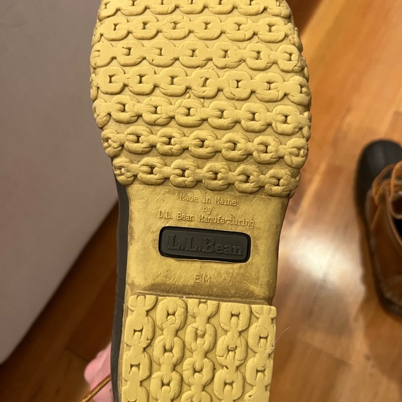 L.L. Bean Boot - Picture 5 of 6